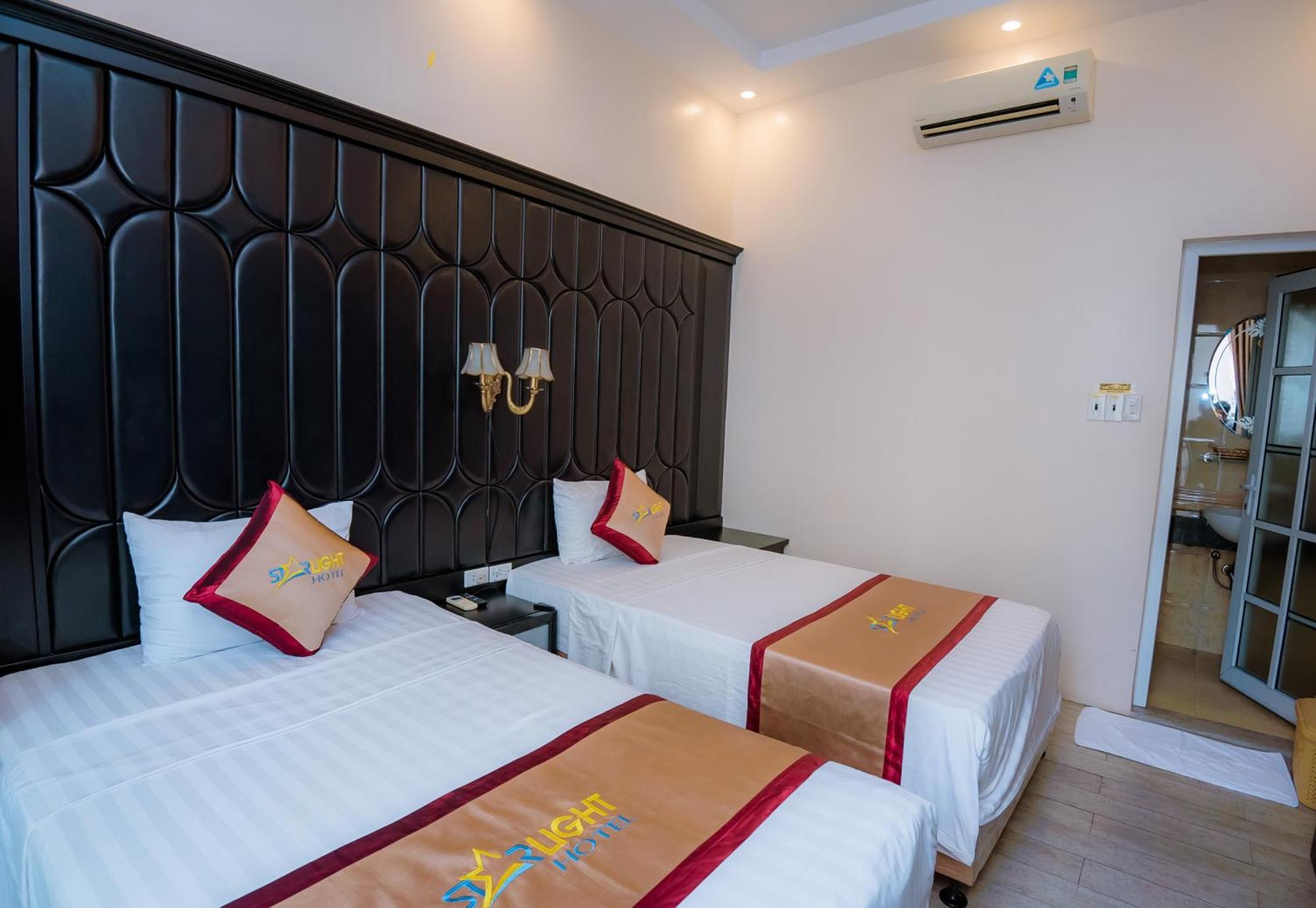 Hotel Starlight 14 Vườn Đào Ha Long Esterno foto