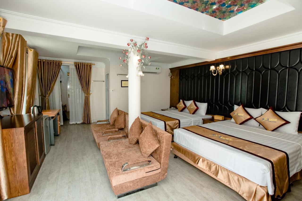 Hotel Starlight 14 Vườn Đào Ha Long Esterno foto